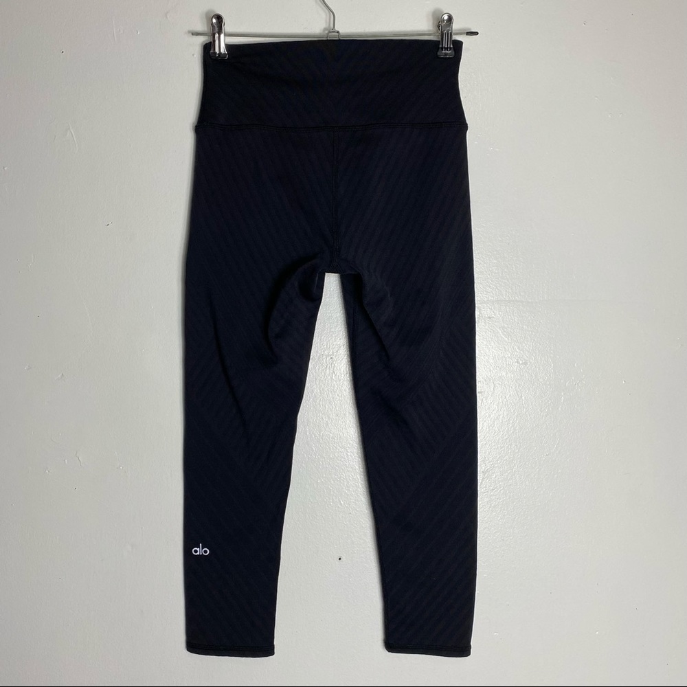 ALO Yoga Multi Striped Crop Leggings SZ Small